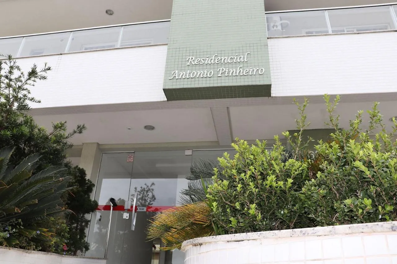 Res. Antonio Pinheiro. Apartamento Com 2 Dormitorios. Bombinhas Apartment